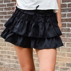 Day + Moon black tiered ruffled skort